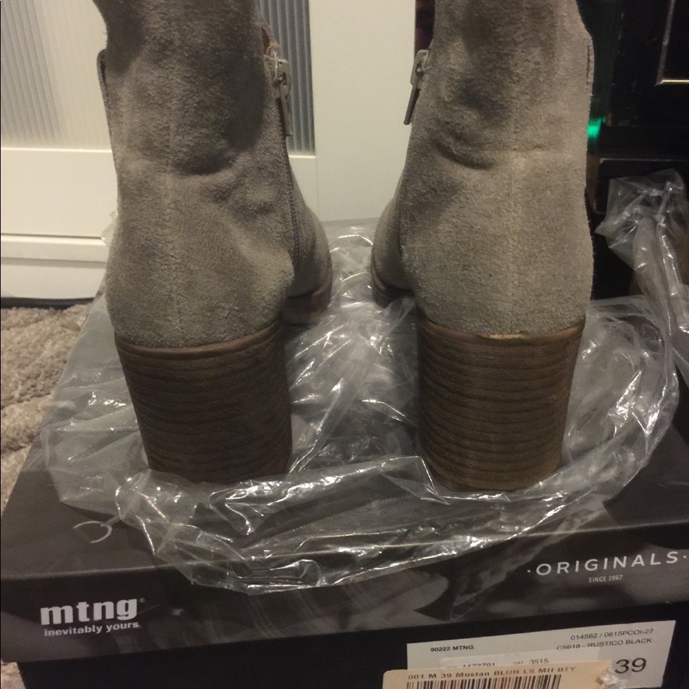 Beige Booties - Picture 6 of 7